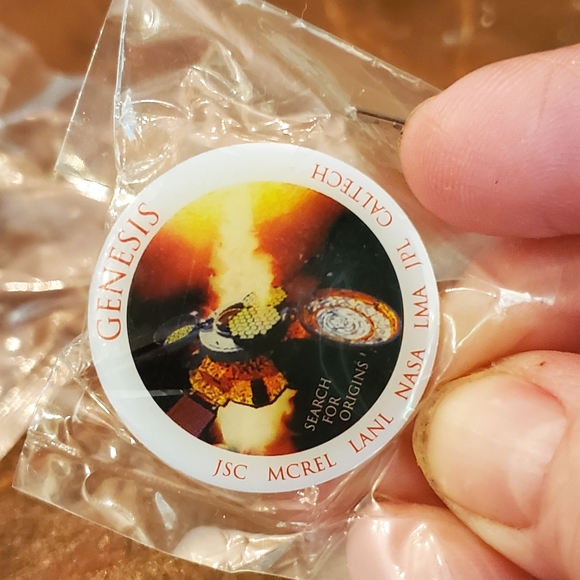 NASA Collector's Pin Lot - Picture 5 of 10
